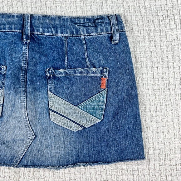 Y2K American Eagle Low Rise Denim Mini Skirt - Picture 5 of 7